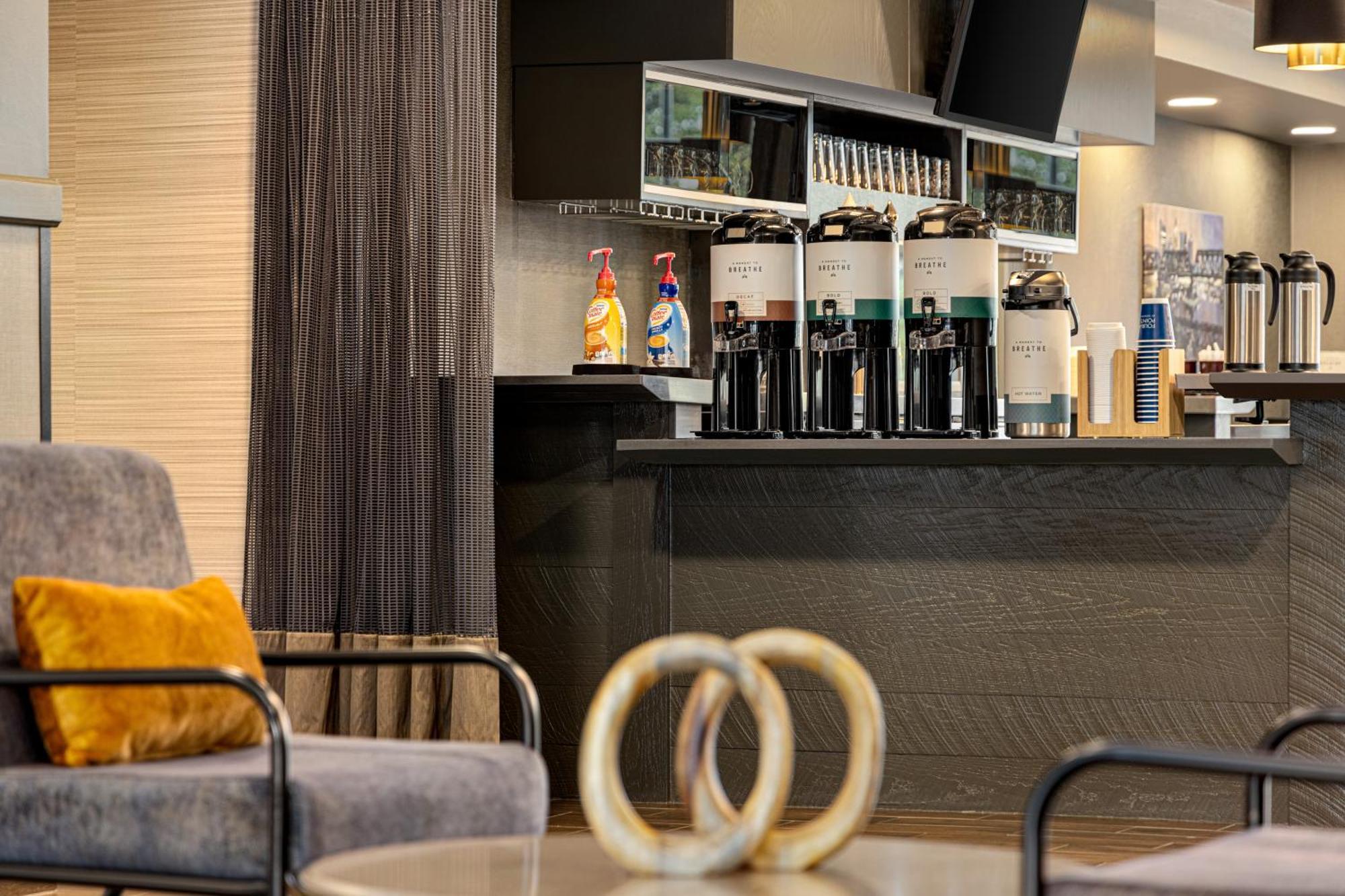 Four Points By Sheraton Columbus-Polaris Exteriör bild