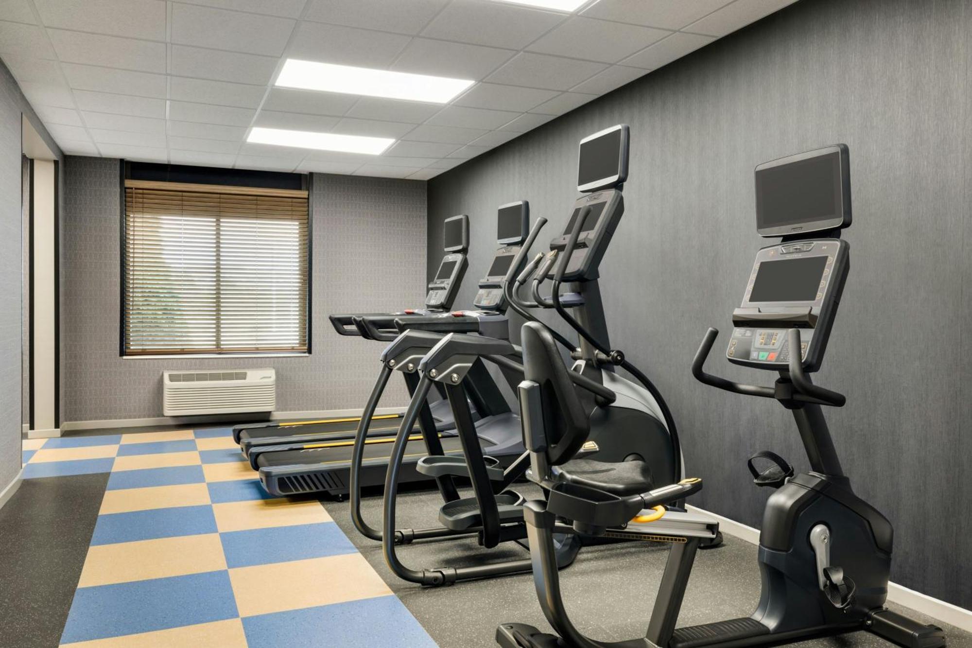 Four Points By Sheraton Columbus-Polaris Exteriör bild