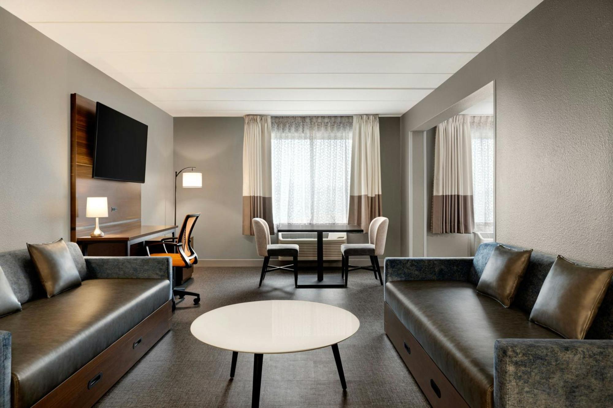 Four Points By Sheraton Columbus-Polaris Exteriör bild