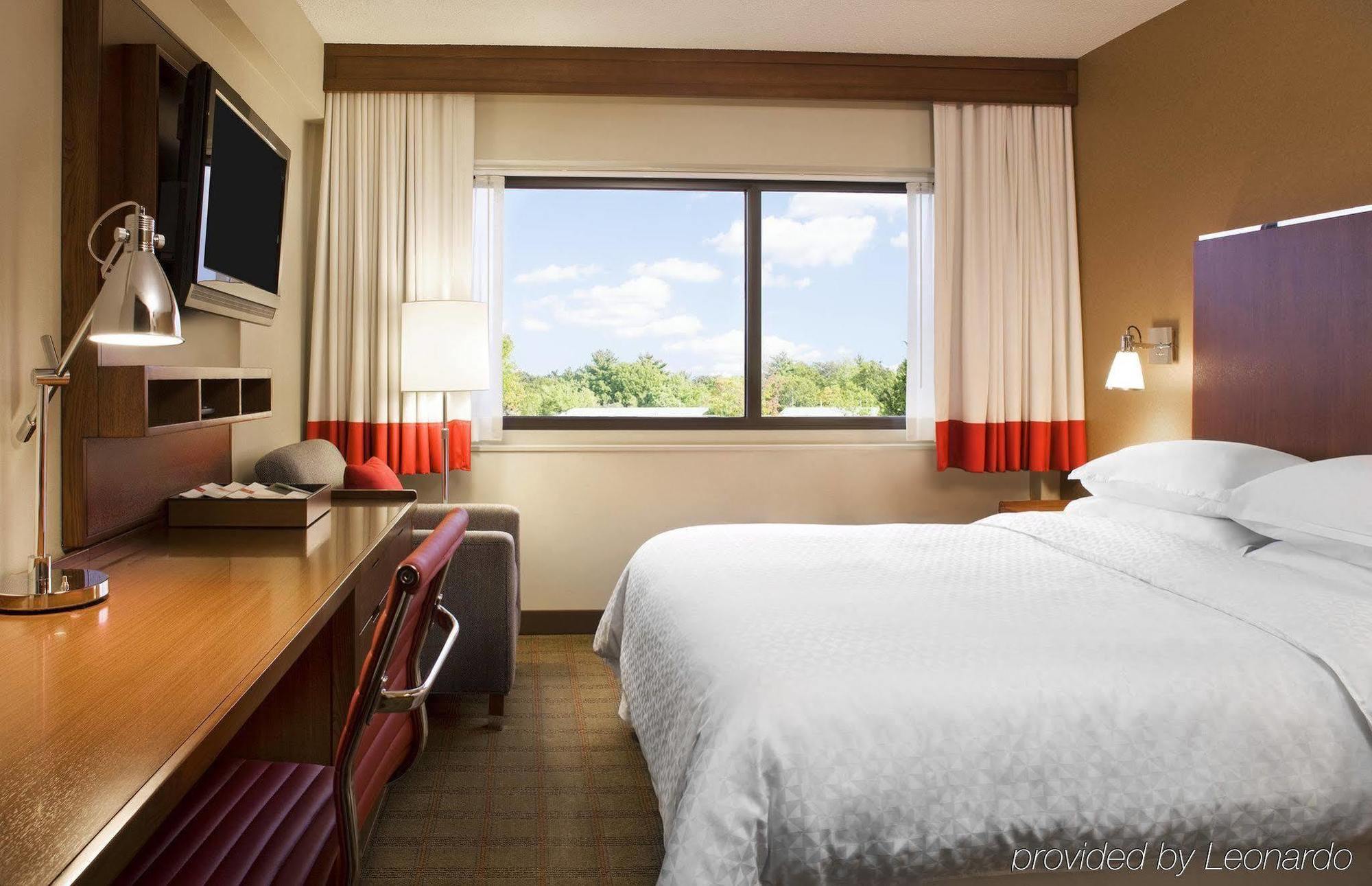 Four Points By Sheraton Columbus-Polaris Exteriör bild