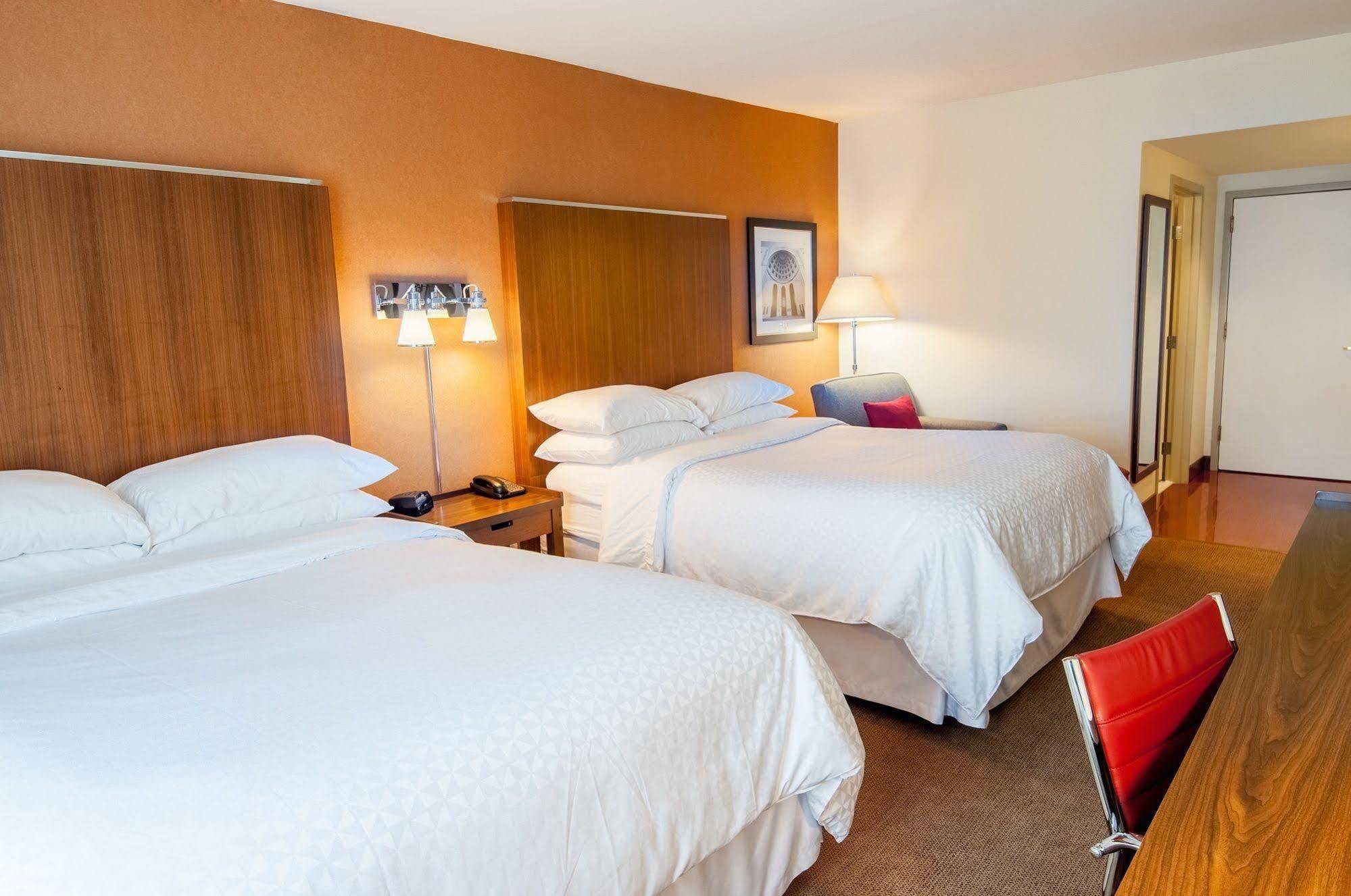 Four Points By Sheraton Columbus-Polaris Exteriör bild